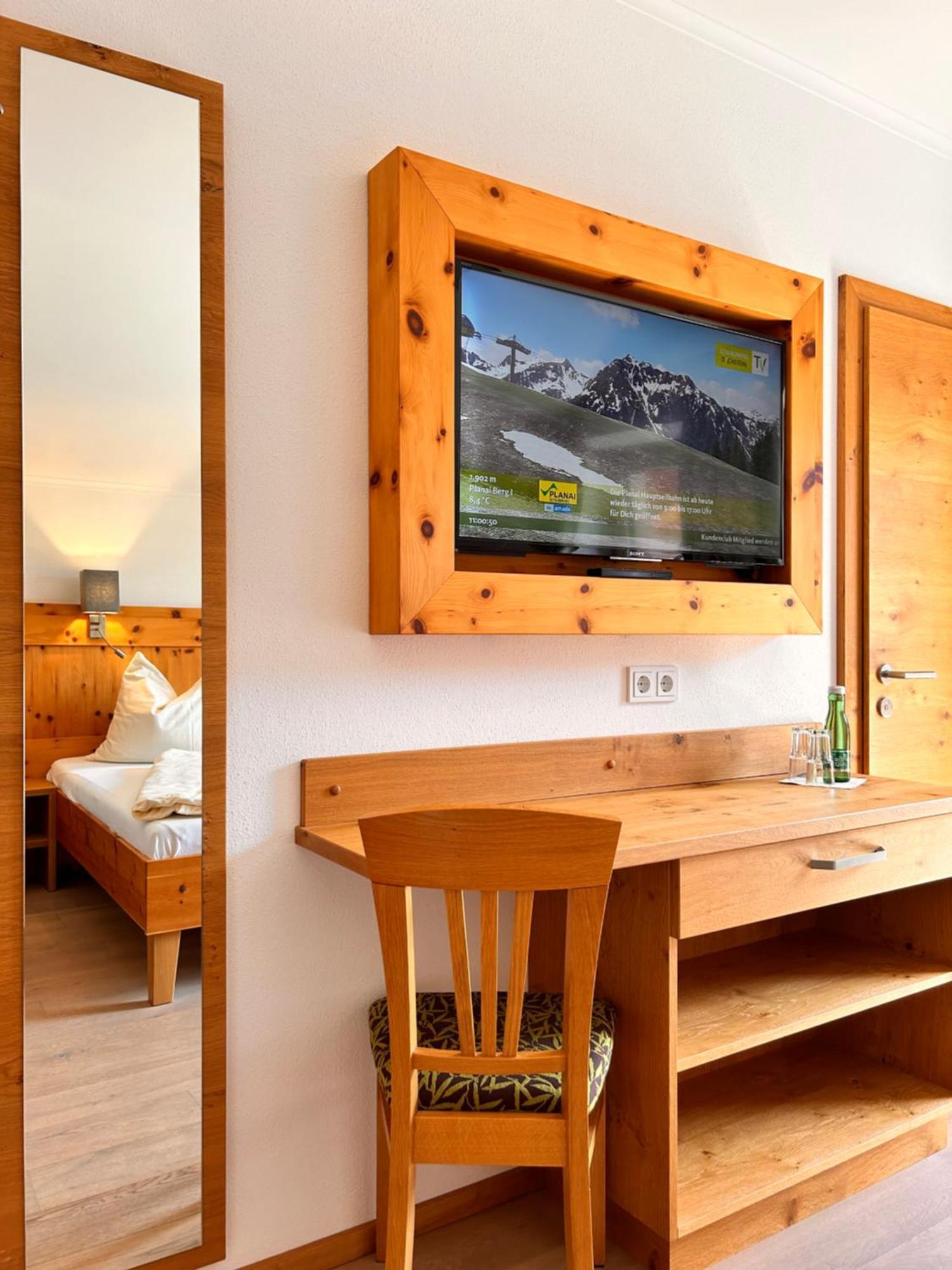 La Montana - Ski & Hiking Lodge Шладмінг Екстер'єр фото